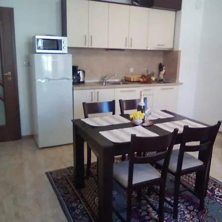Apartment Geniko *