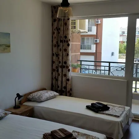 Geniko Apartment Pomorie