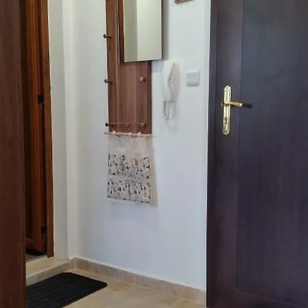 Geniko Apartamento *