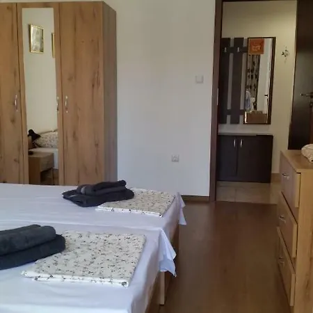 Apartment Geniko *